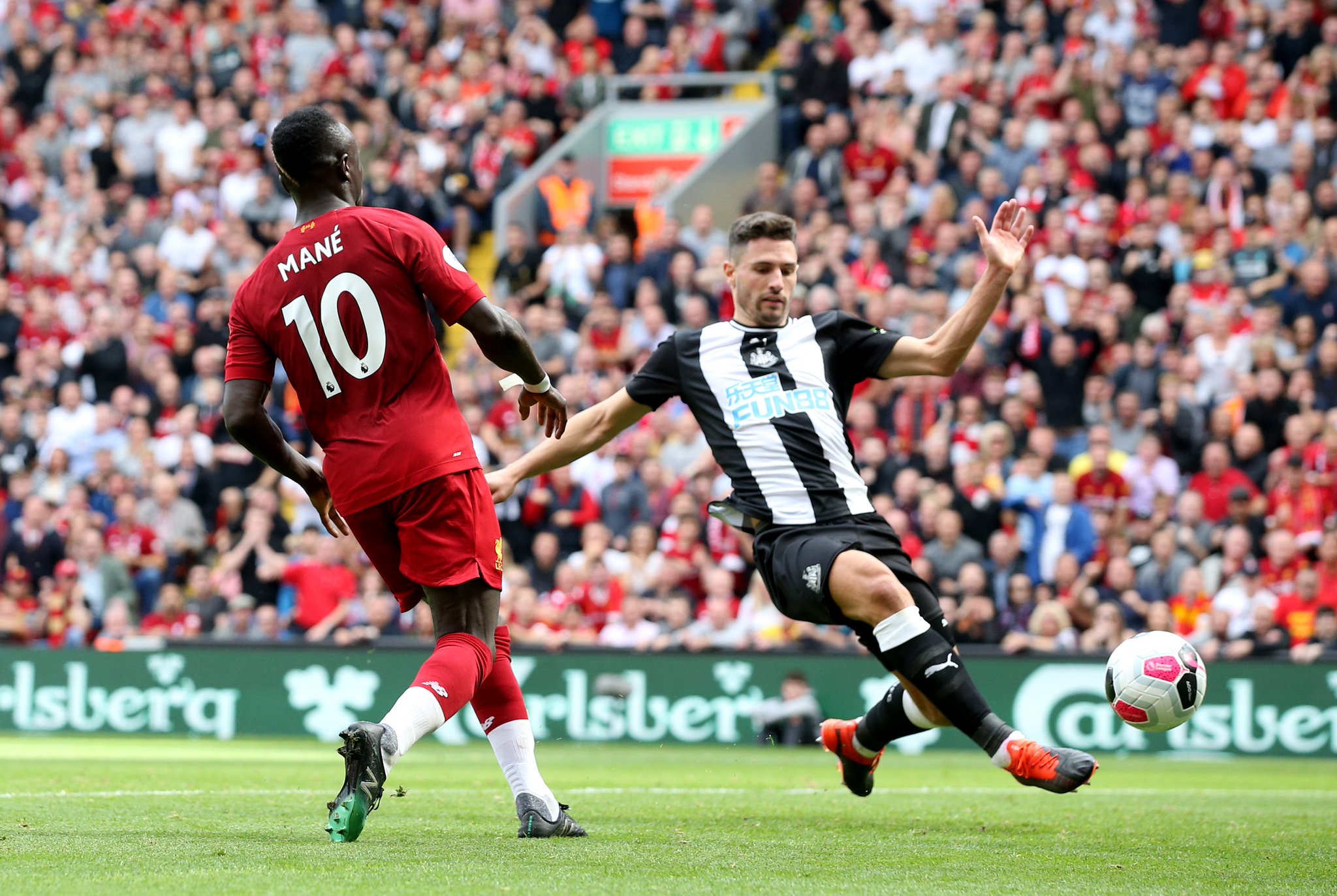 场还是后防 场还是后防